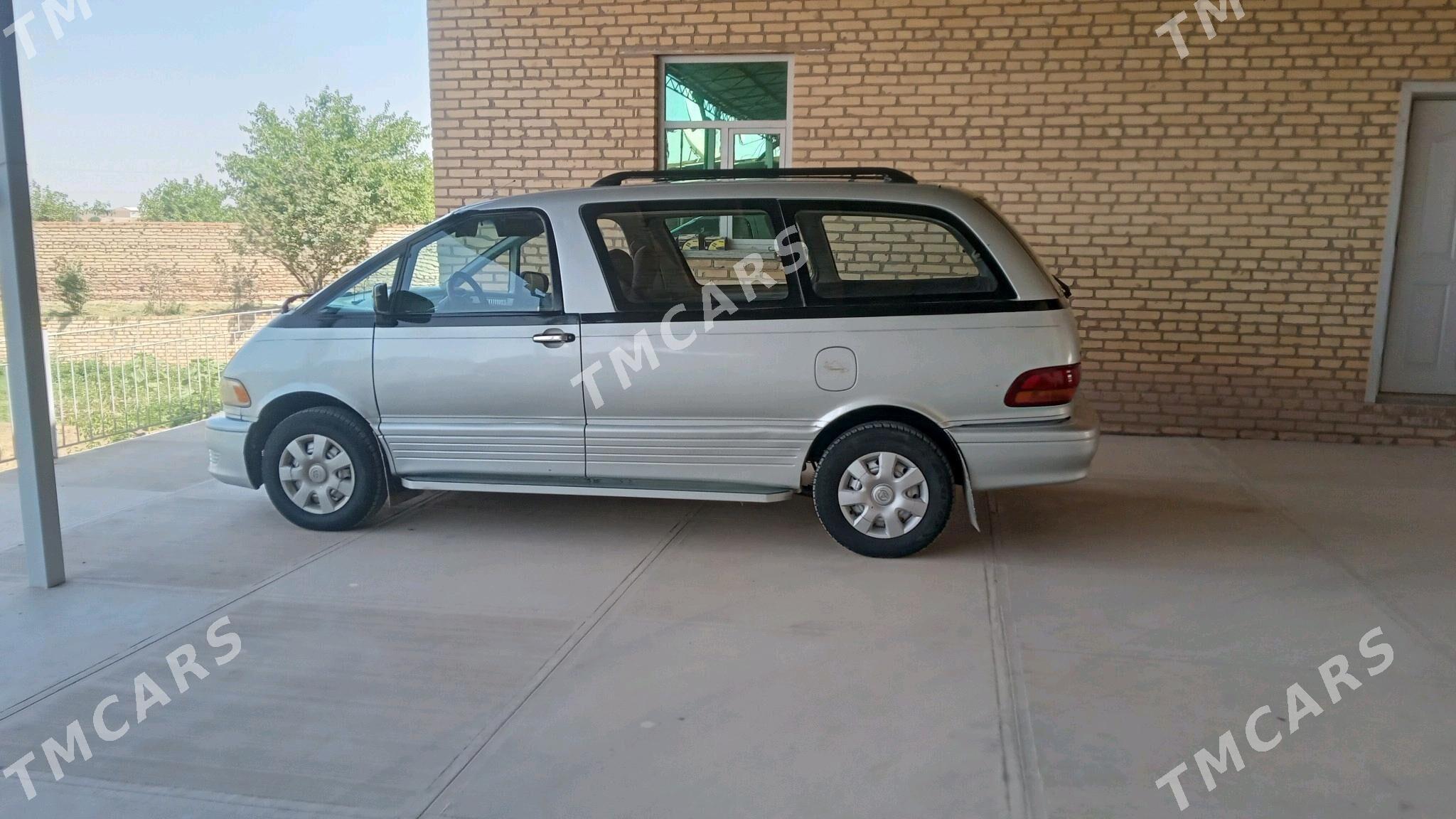 Toyota Previa 1993 - 75 000 TMT - Халач - img 3