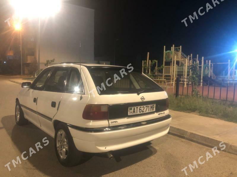 Opel Astra 1995 - 30 000 TMT - Мары - img 3