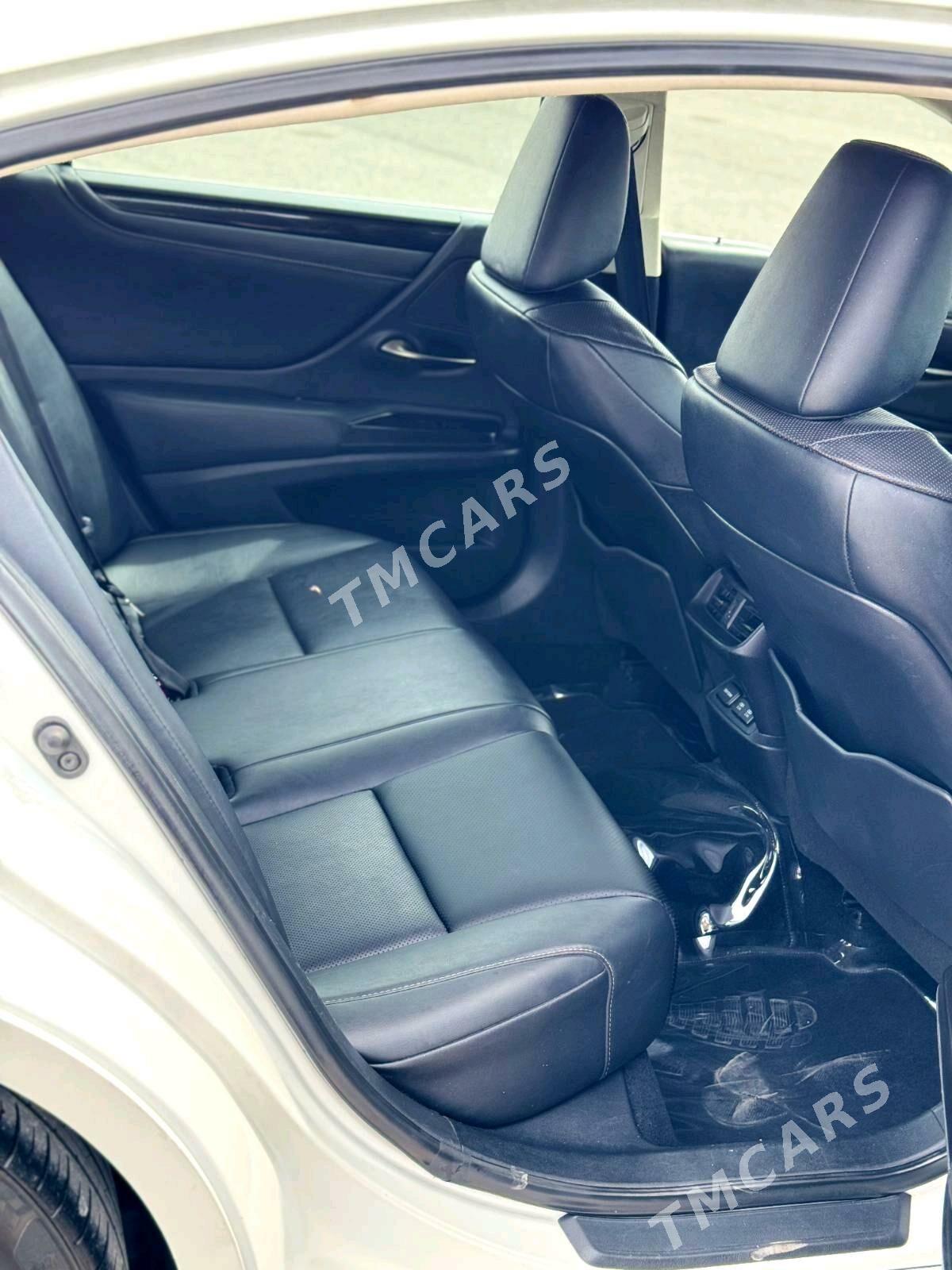 Lexus ES 350 2019 - 450 000 TMT - Mary - img 10