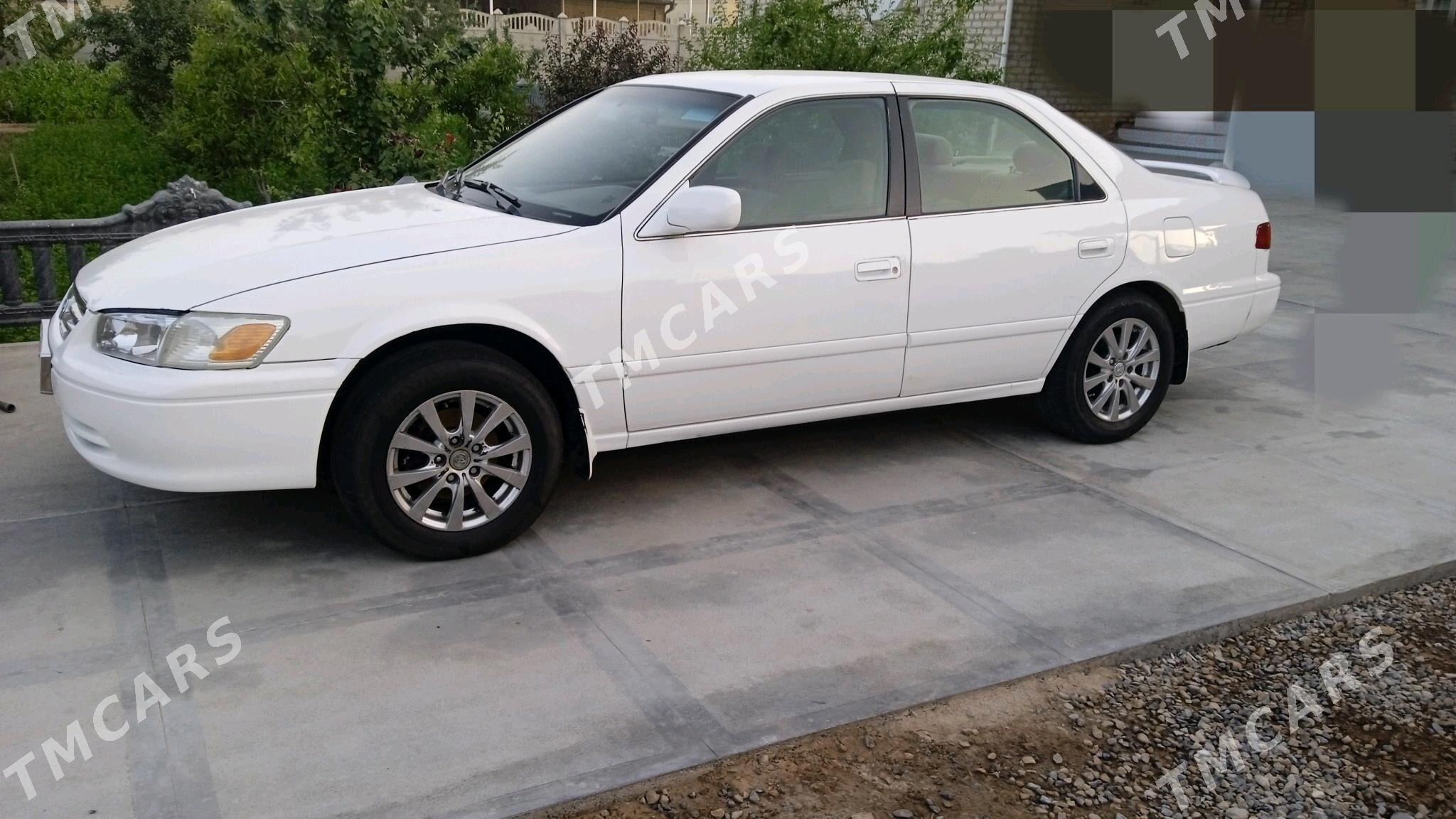 Toyota Camry 2000 - 118 000 TMT - Мары - img 5