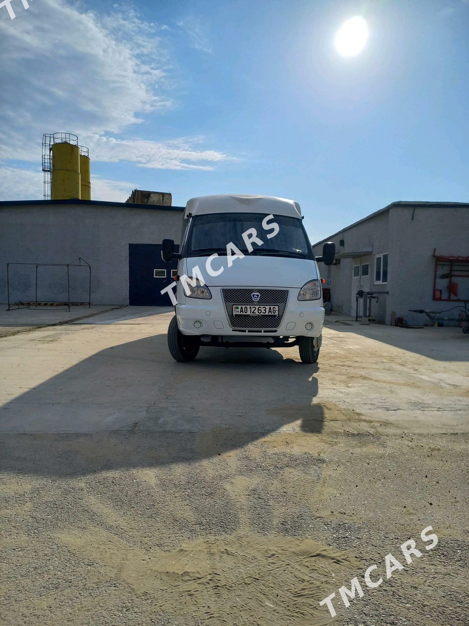 Gaz Gazel 2015 - 250 000 TMT - Гёкдже - img 2