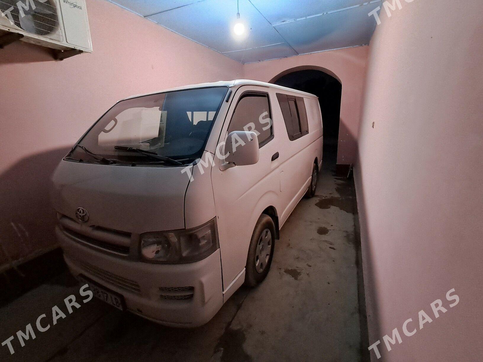 Toyota Hiace 2006 - 195 000 TMT - Туркменабат - img 2