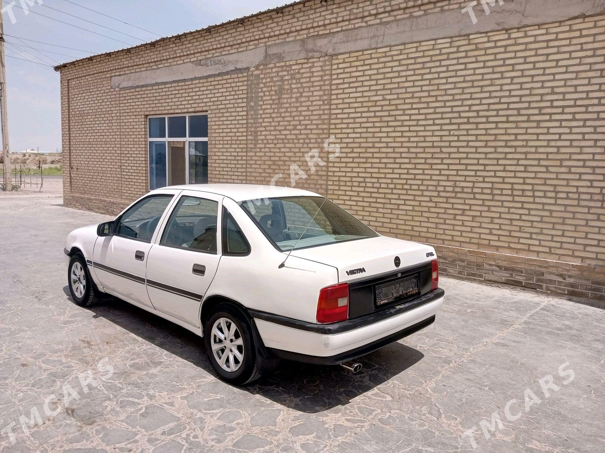 Opel Vectra 1992 - 27 500 TMT - Мары - img 2