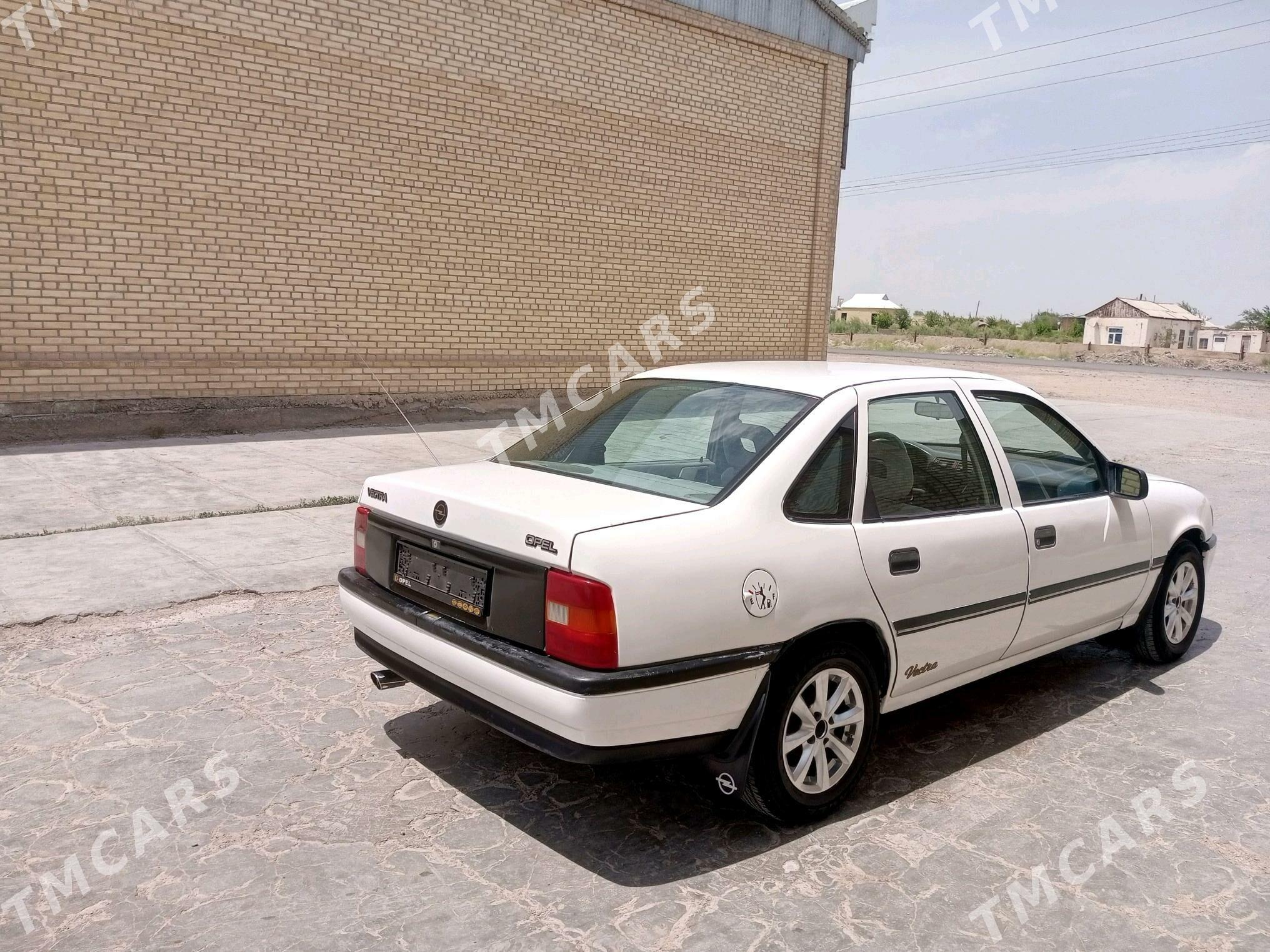 Opel Vectra 1992 - 27 500 TMT - Мары - img 3