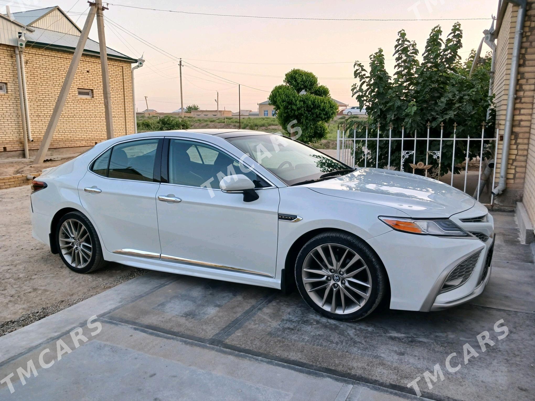 Toyota Camry 2022 - 390 000 TMT - Байрамали - img 3