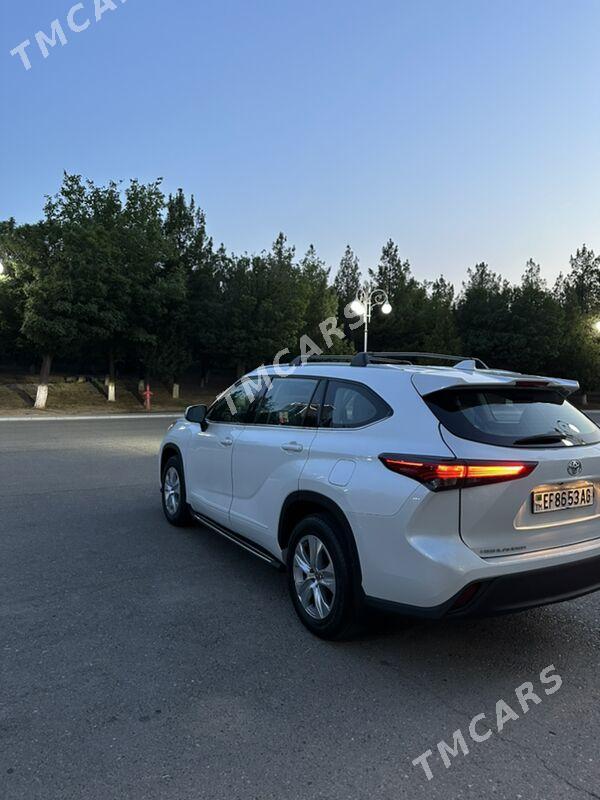 Toyota Highlander 2022 - 680 000 TMT - Aşgabat - img 2