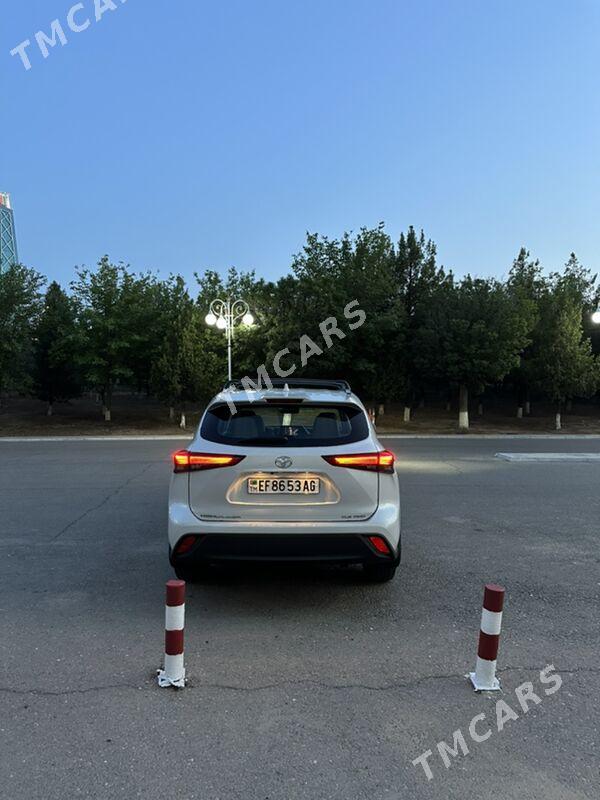 Toyota Highlander 2022 - 680 000 TMT - Aşgabat - img 10