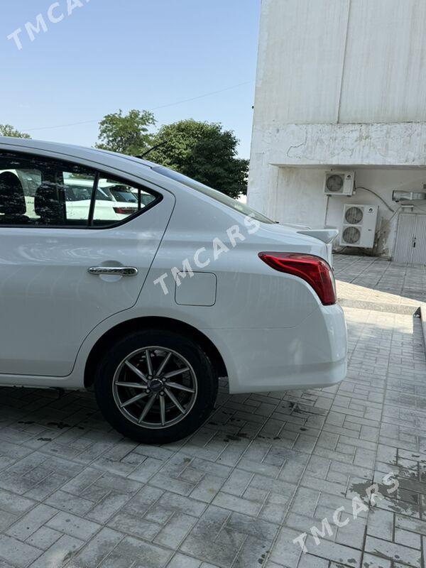 Nissan Versa 2016 - 130 000 TMT - Kim raýon - img 2