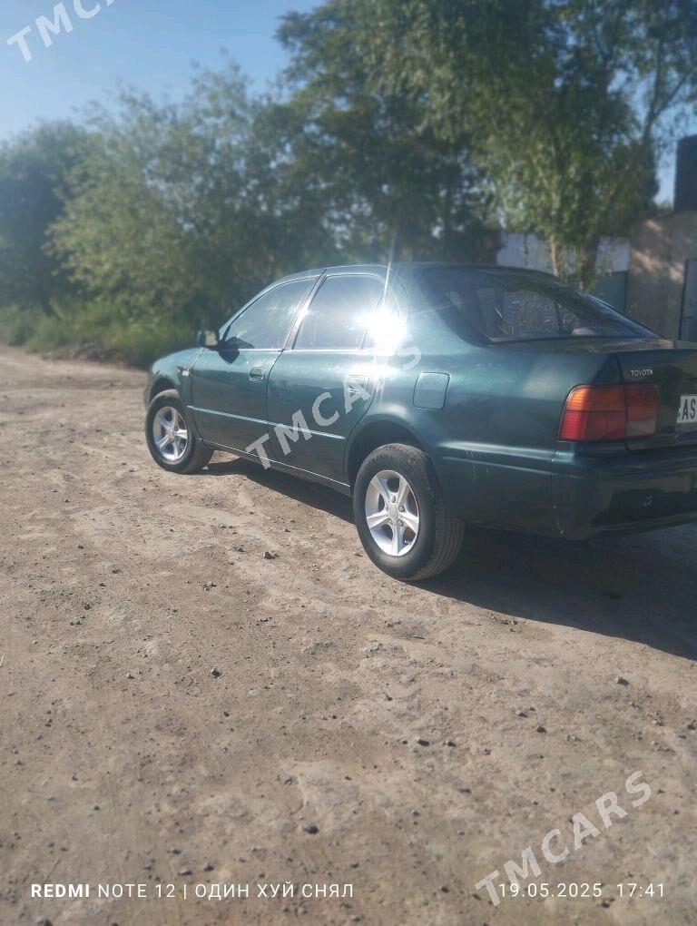 Toyota Vista 1995 - 52 000 TMT - Акдепе - img 3