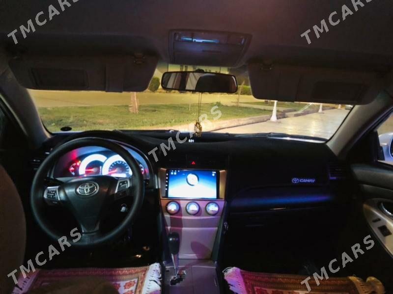 Toyota Camry 2011 - 190 000 TMT - Дашогуз - img 5
