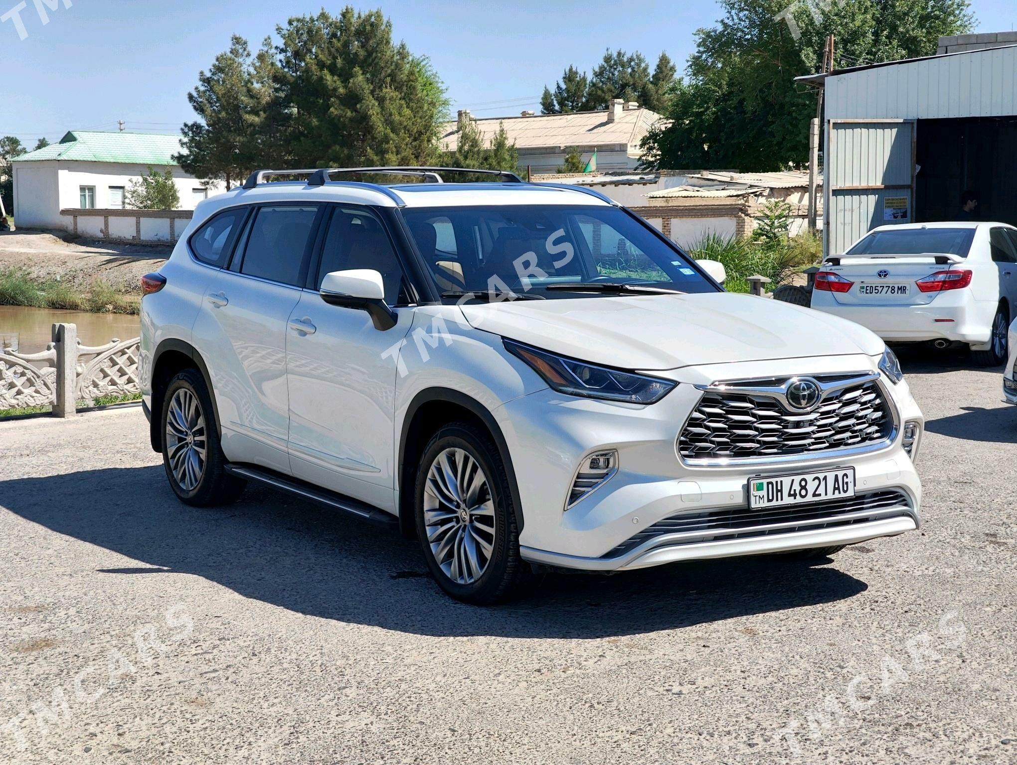 Toyota Highlander 2021 - 760 000 TMT - Мары - img 2