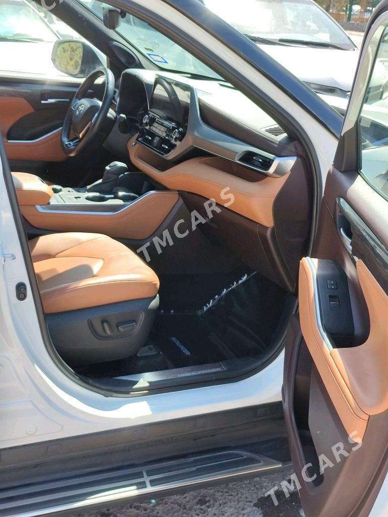 Toyota Highlander 2021 - 760 000 TMT - Мары - img 8