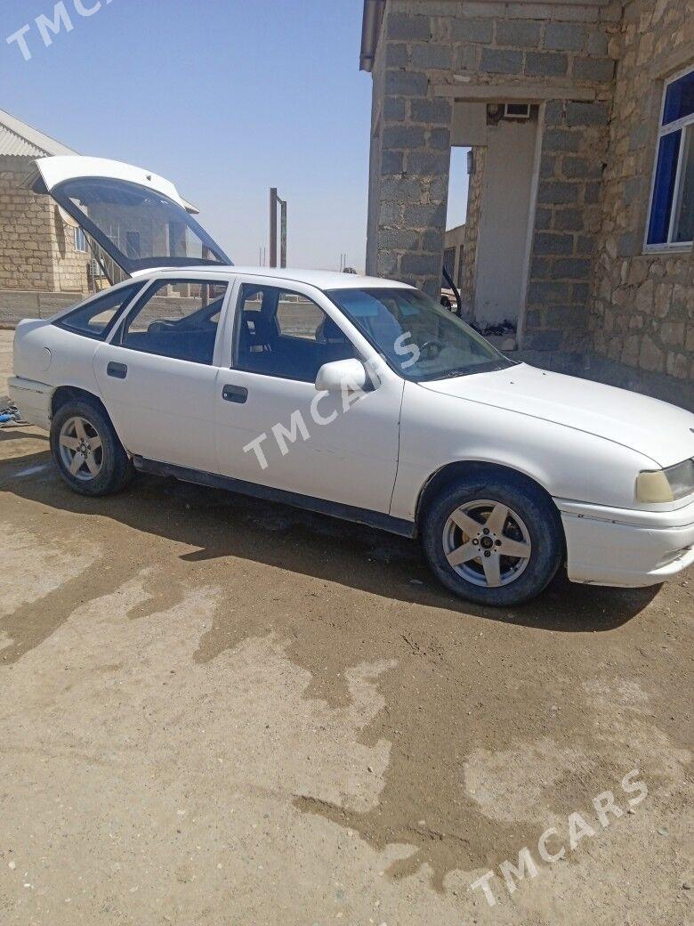 Opel Vectra 1991 - 13 000 TMT - Gumdag - img 1