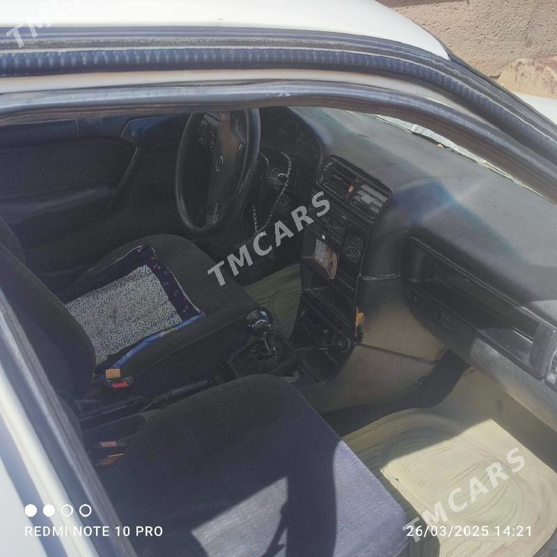 Opel Vectra 1991 - 13 000 TMT - Gumdag - img 4