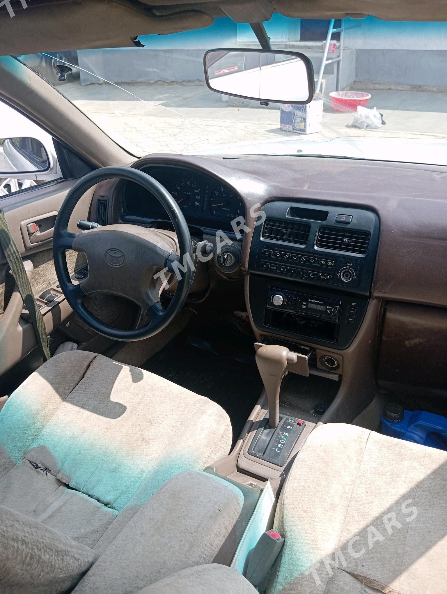 Toyota Vista 1995 - 29 000 TMT - Gazojak - img 5