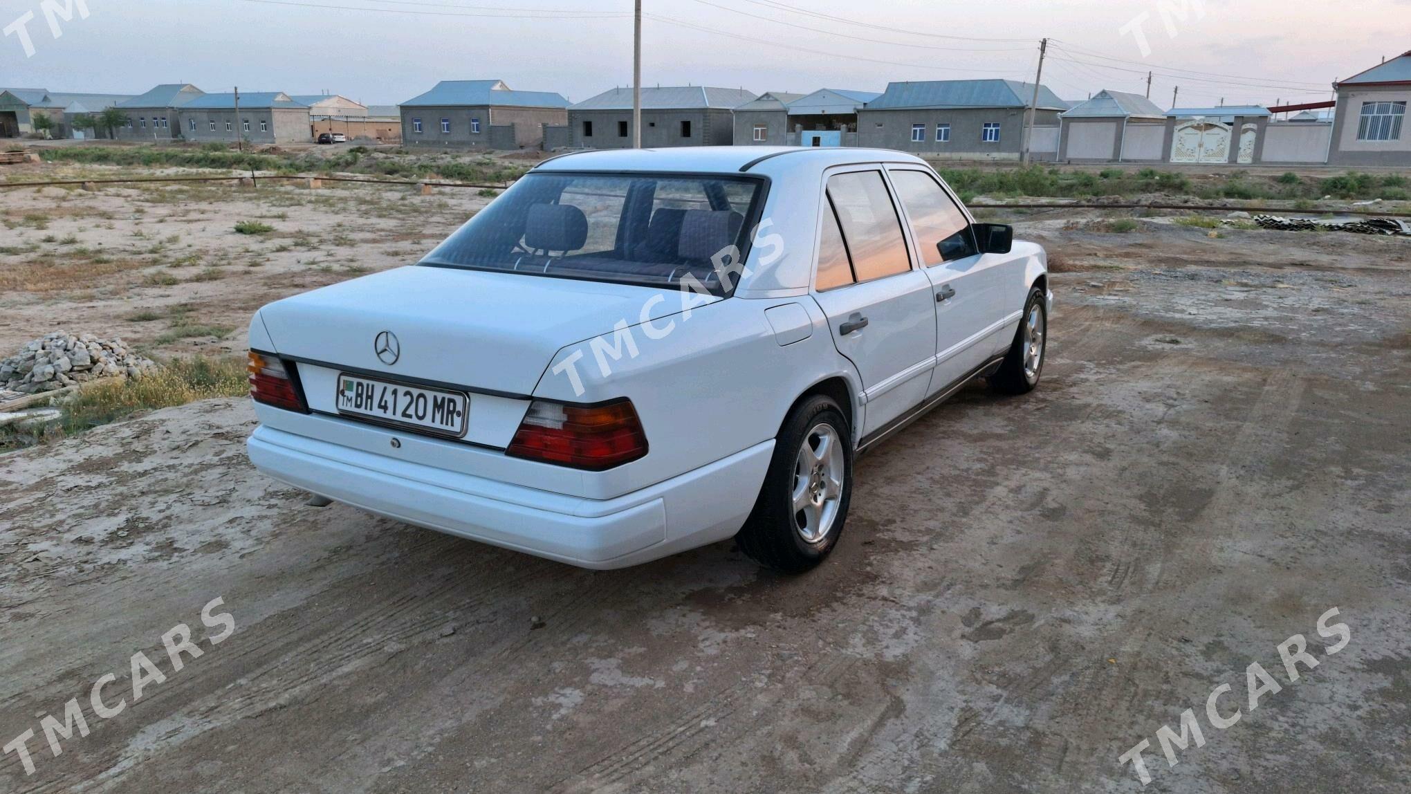 Mercedes-Benz 230E 1989 - 35 000 TMT - Baýramaly - img 5
