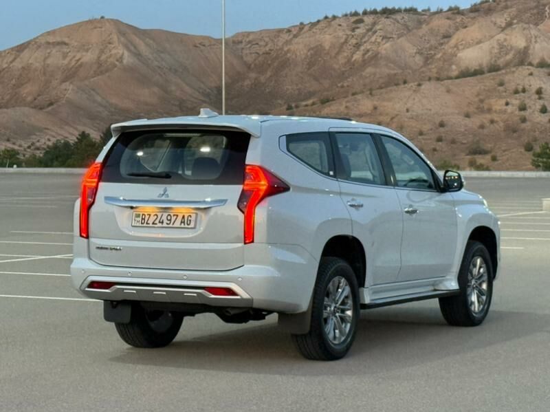 Mitsubishi Pajero 2020 - 390 000 TMT - Ашхабад - img 5