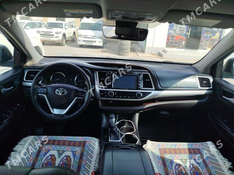 Toyota Highlander 2017 - 400 000 TMT - Мары - img 8