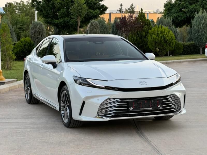 Toyota Camry 2025 - 640 000 TMT - Aşgabat - img 2