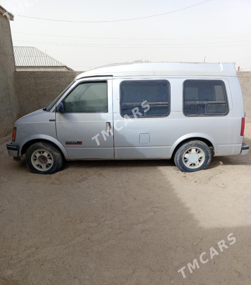 Chevrolet Astro 1994 - 15 000 TMT - Гумдаг - img 3