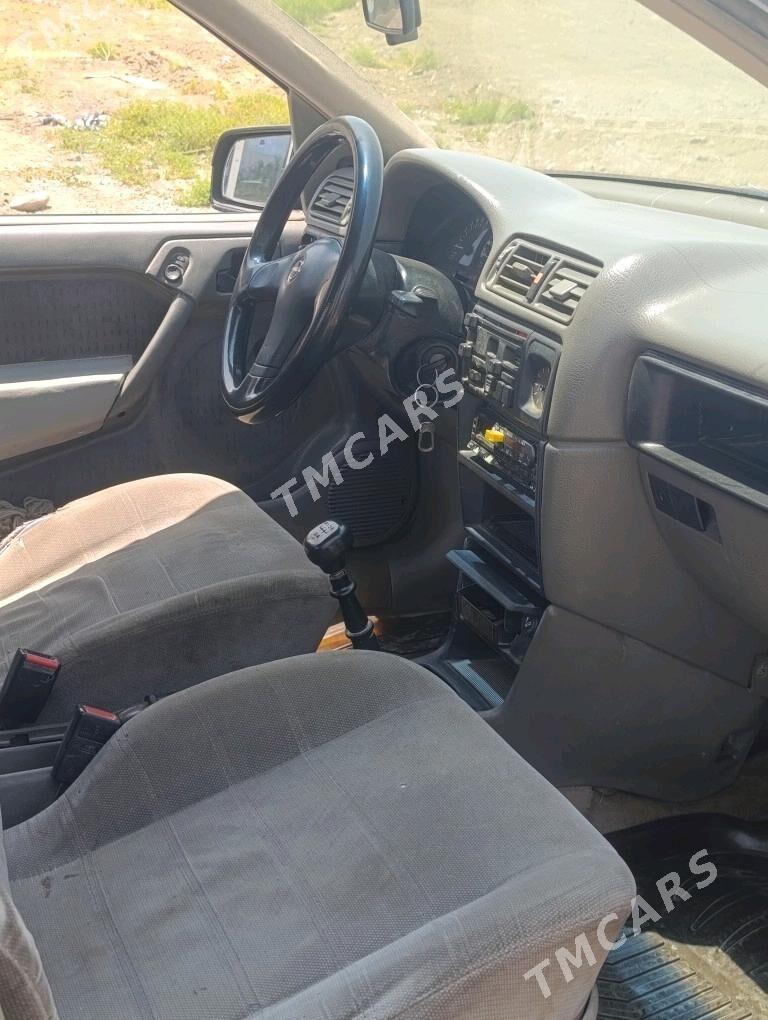 Opel Vectra 1992 - 28 000 TMT - Mary - img 5