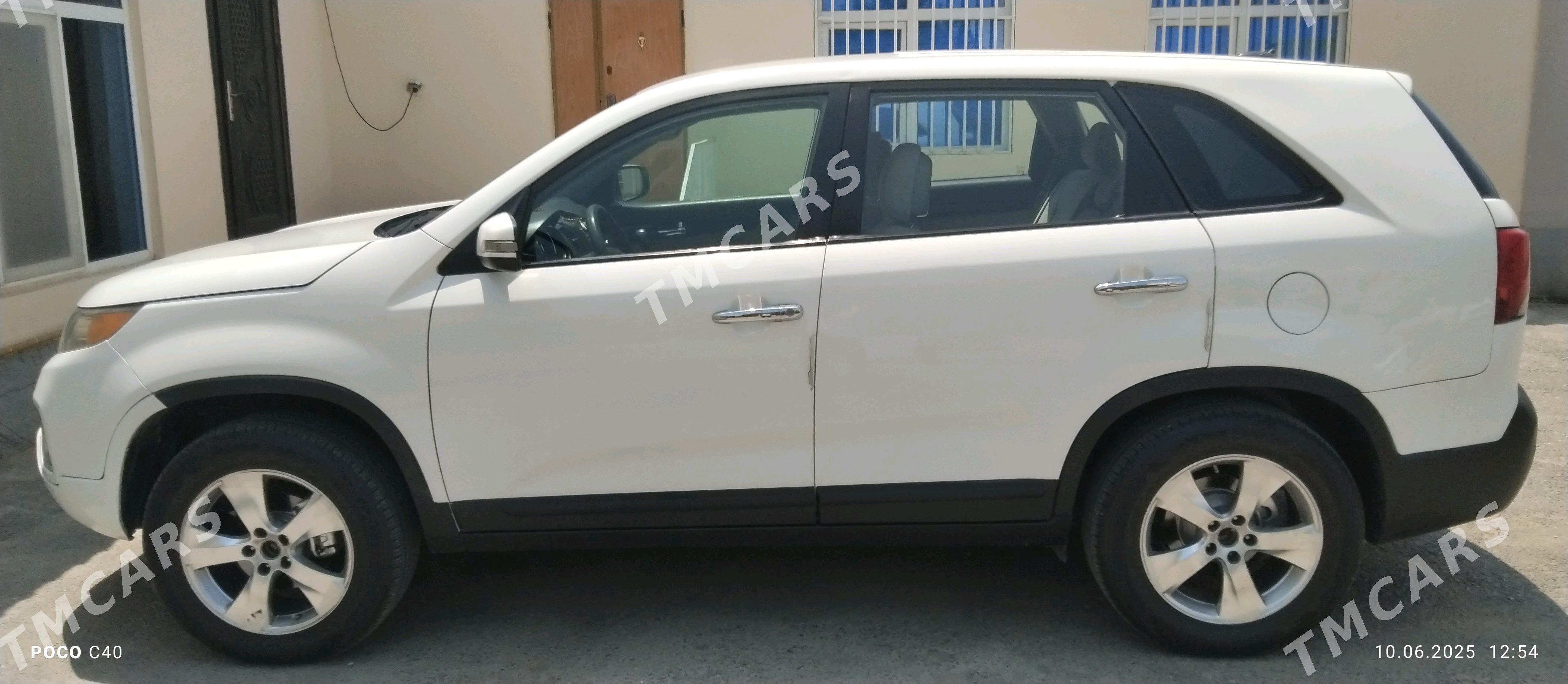 Kia Sorento 2010 - 155 000 TMT - Ашхабад - img 2