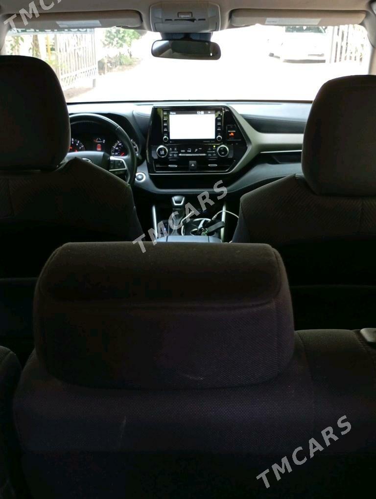 Toyota Highlander 2022 - 470 000 TMT - Мары - img 3