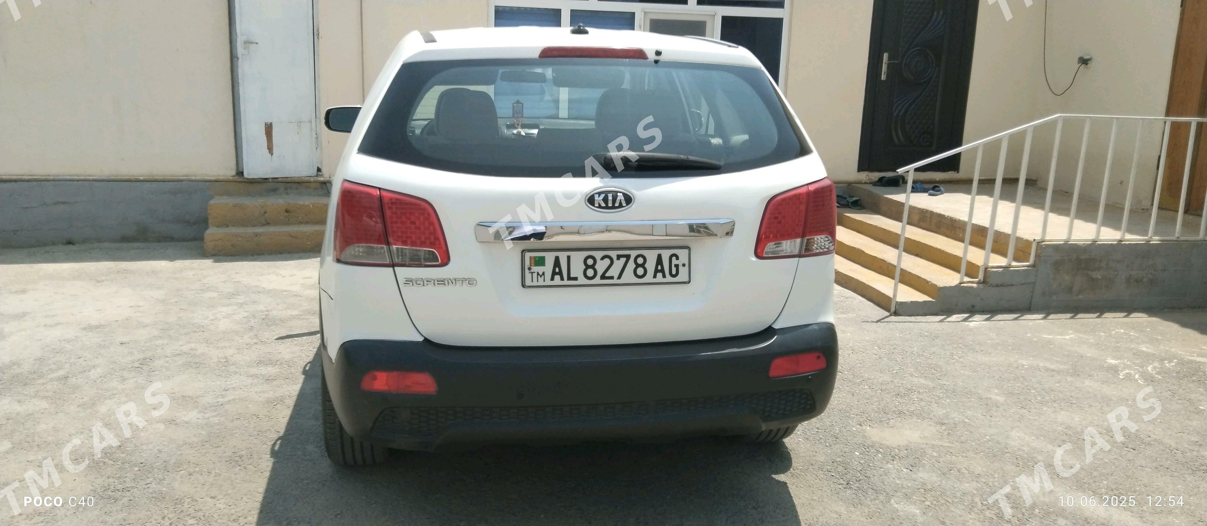 Kia Sorento 2010 - 155 000 TMT - Ашхабад - img 3