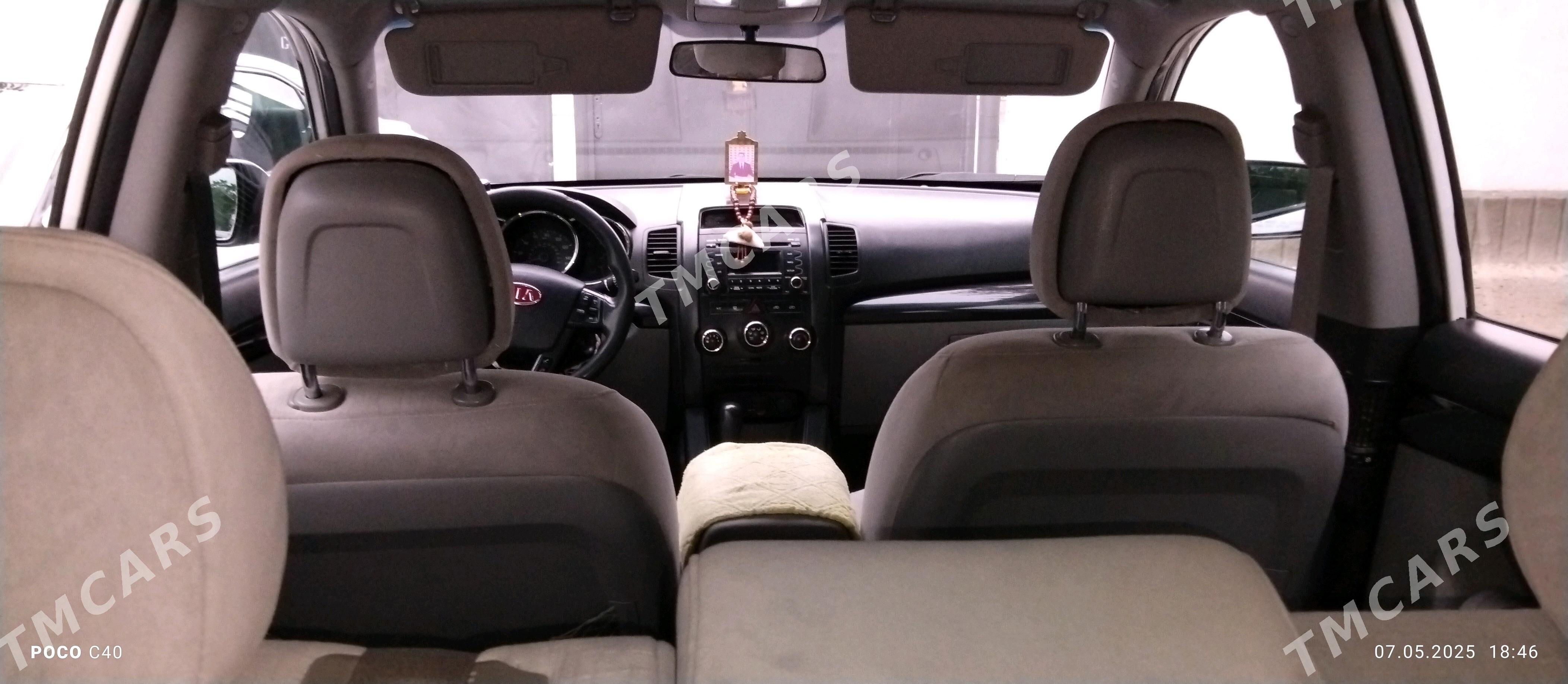 Kia Sorento 2010 - 155 000 TMT - Ашхабад - img 4