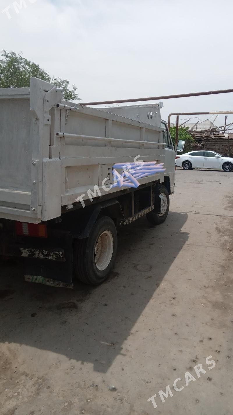 Isuzu Forward 1991 - 115 000 TMT - Туркменабат - img 3