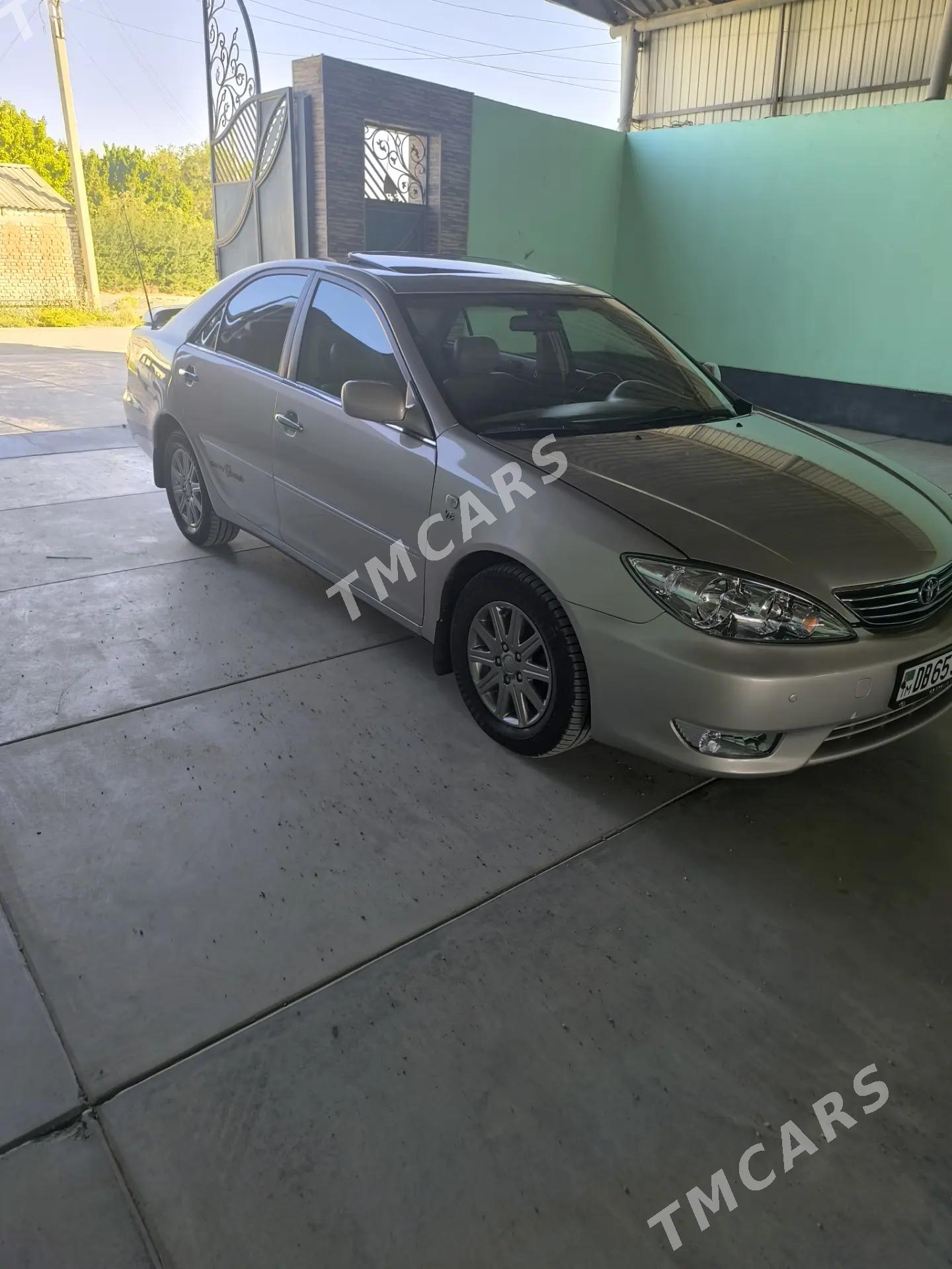 Toyota Camry 2004 - 240 000 TMT - Kaka - img 5