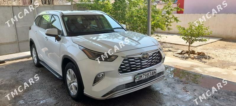 Toyota Highlander 2022 - 560 000 TMT - Aşgabat - img 2