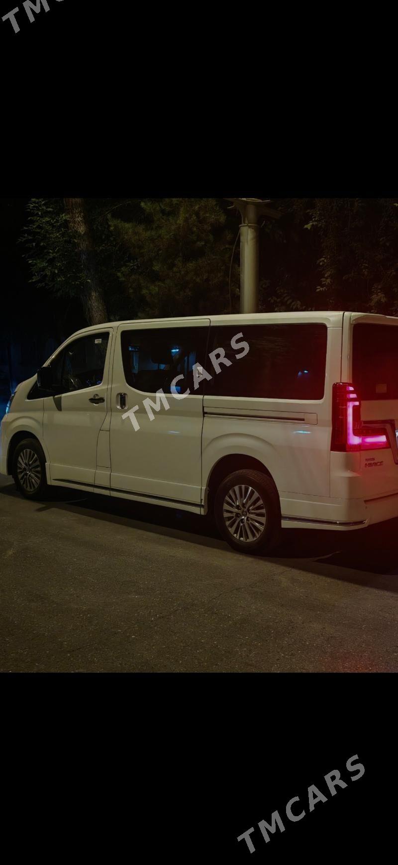 Toyota Hiace 2025 - 1 175 000 TMT - Aşgabat - img 2