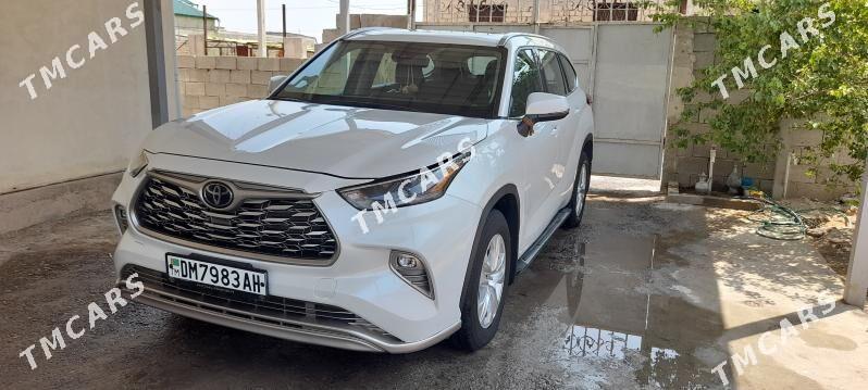 Toyota Highlander 2022 - 560 000 TMT - Aşgabat - img 3
