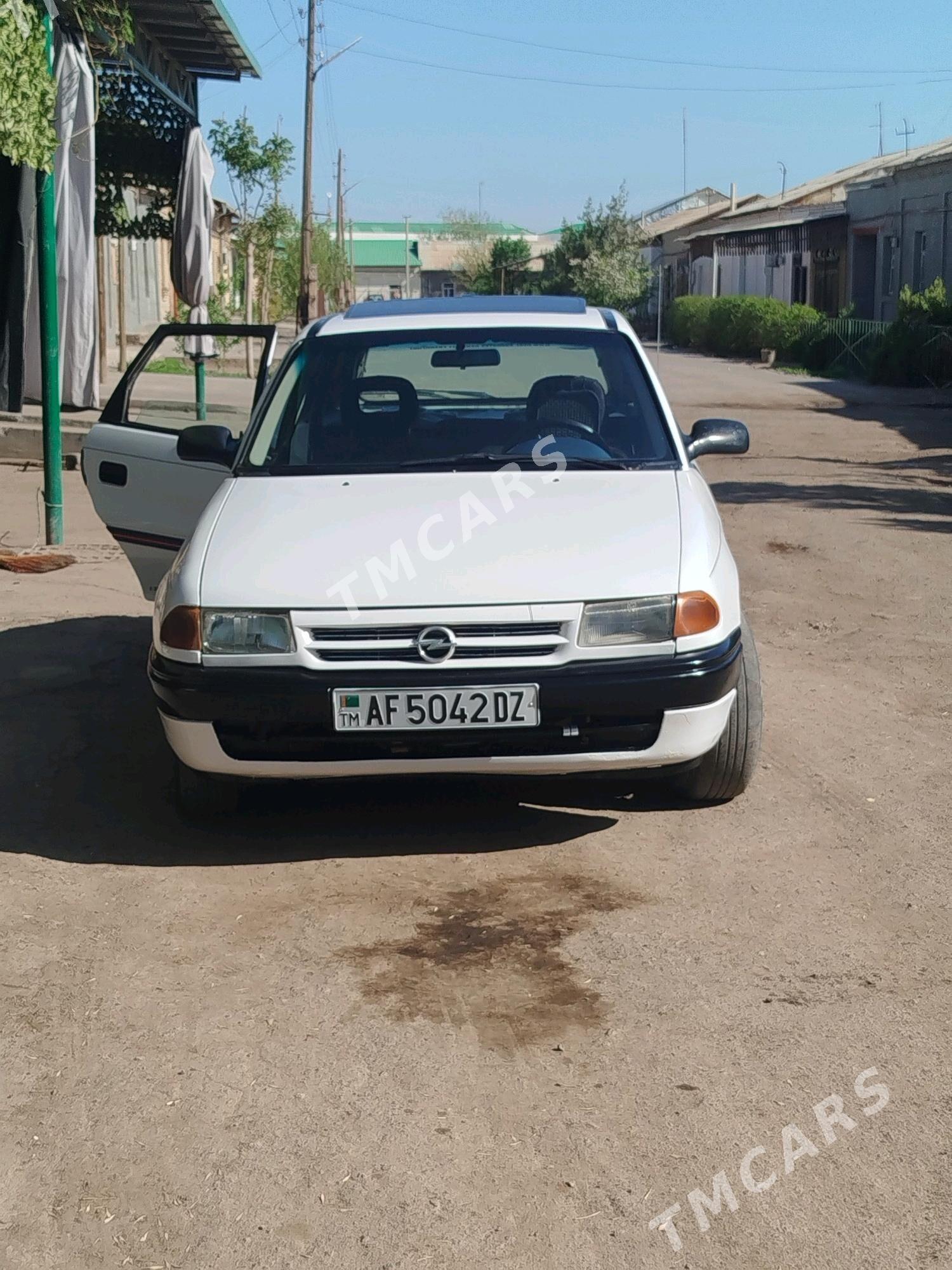 Opel Astra 1992 - 35 000 TMT - Daşoguz - img 4