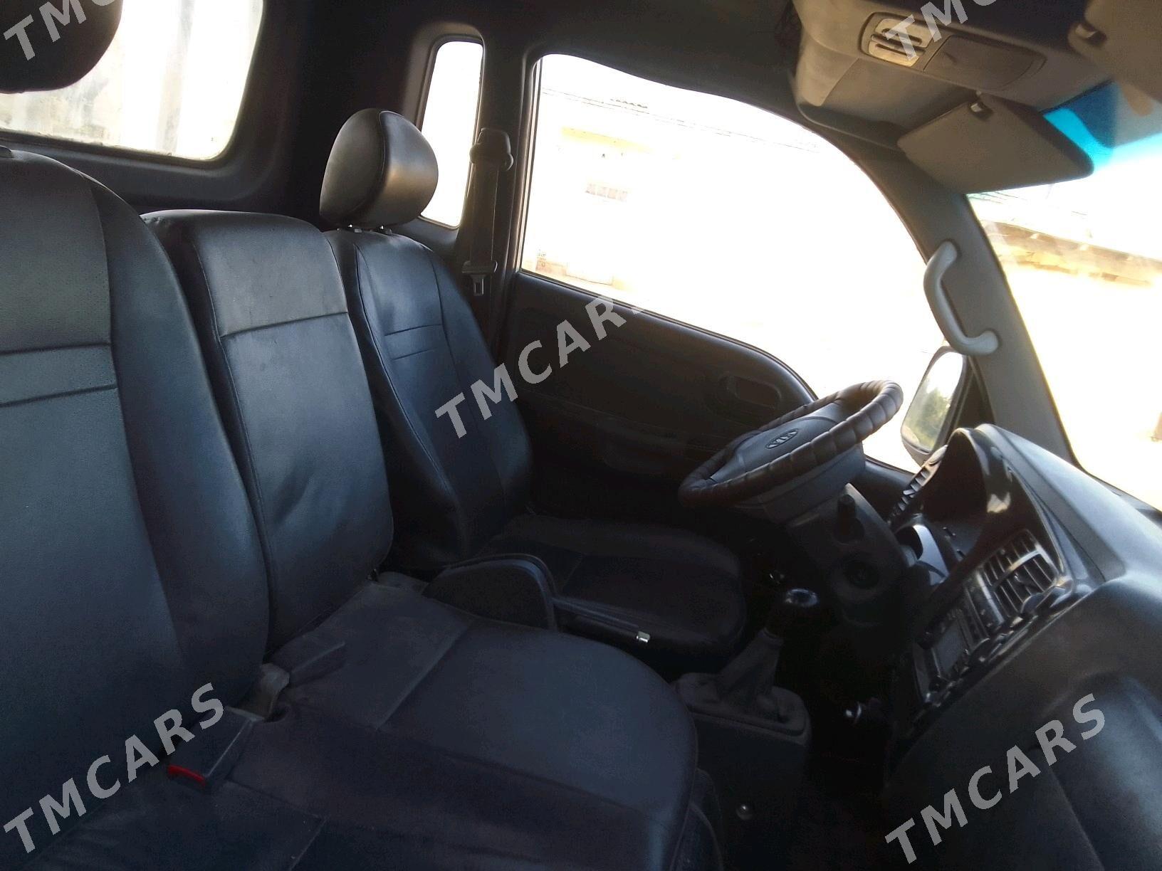 Kia Bongo 2010 - 170 000 TMT - Gurbansoltan Eje - img 2
