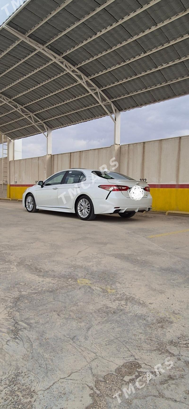 Toyota Camry 2019 - 270 000 TMT - Ашхабад - img 2