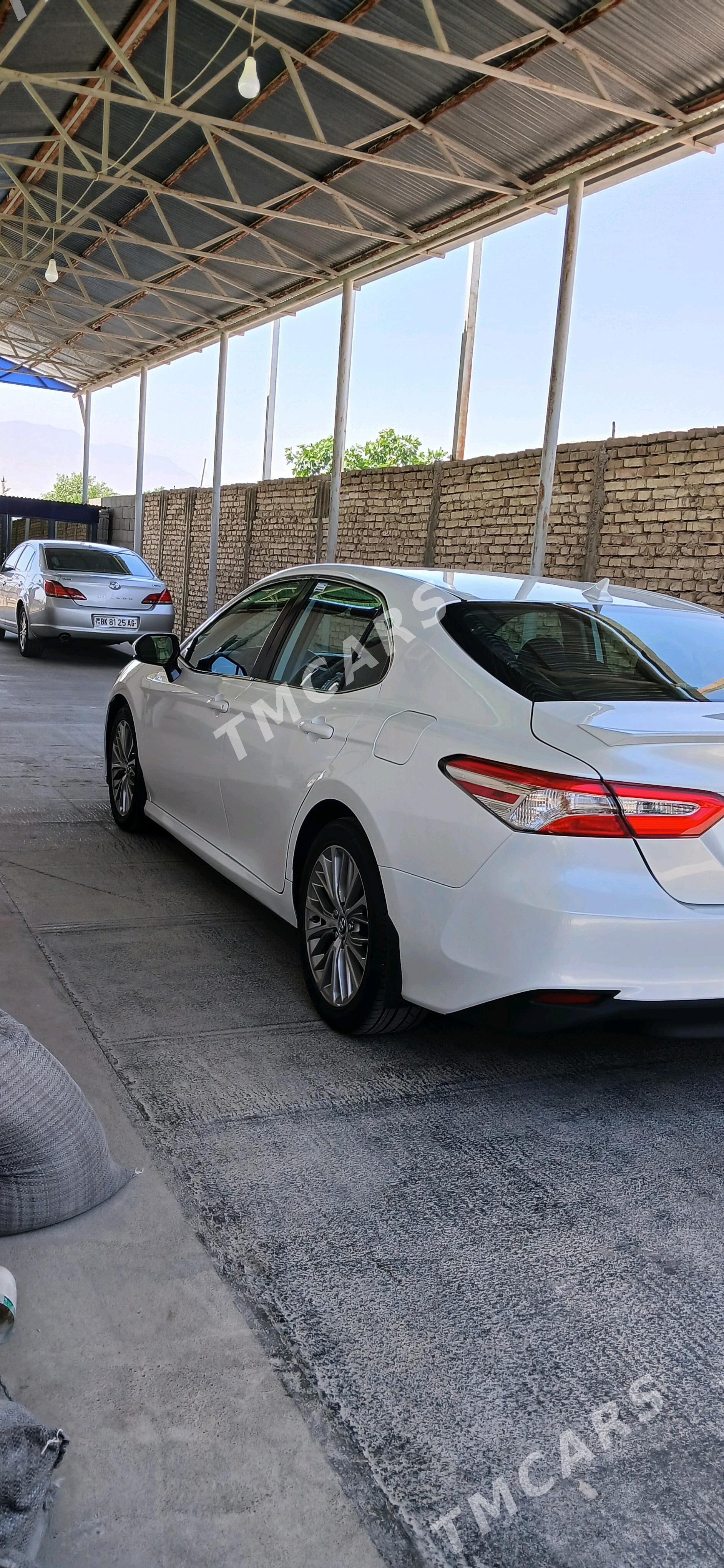 Toyota Camry 2018 - 290 000 TMT - Aşgabat - img 7
