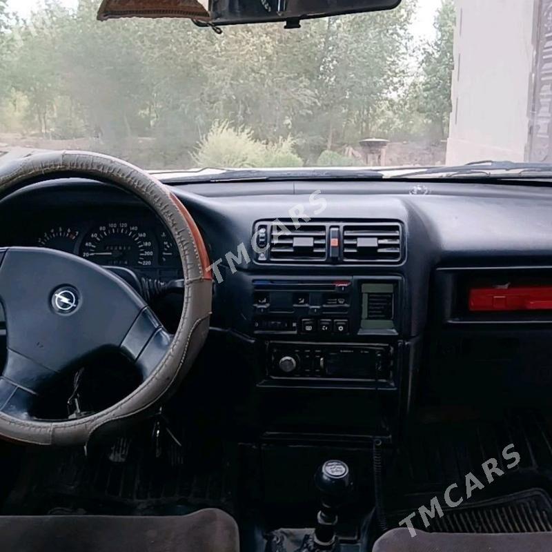 Opel Vectra 1992 - 20 000 TMT - Акдепе - img 5