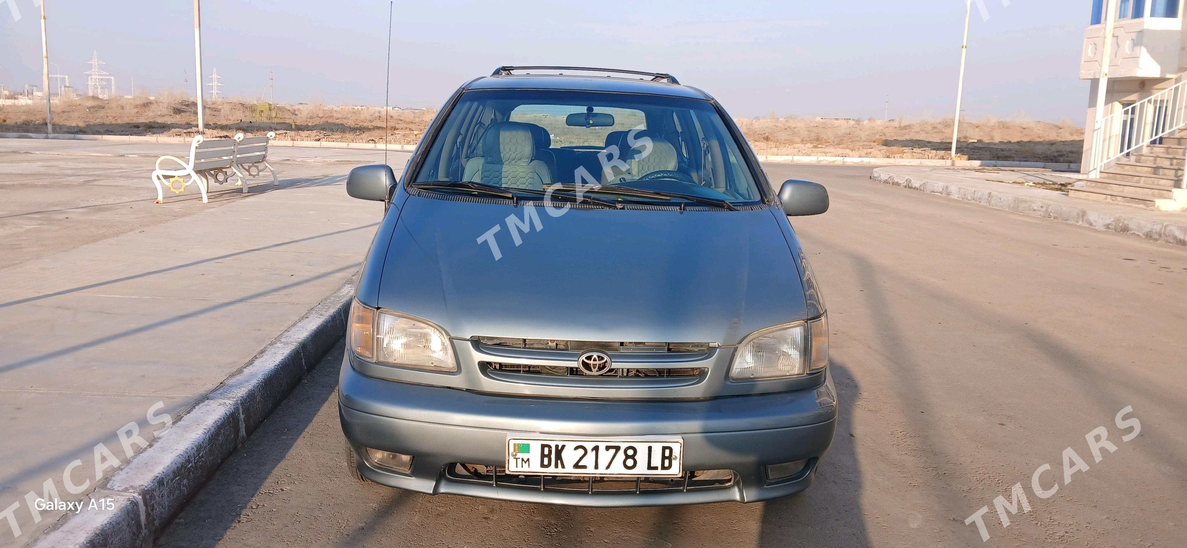 Toyota Sienna 2000 - 145 000 TMT - Дянев - img 2