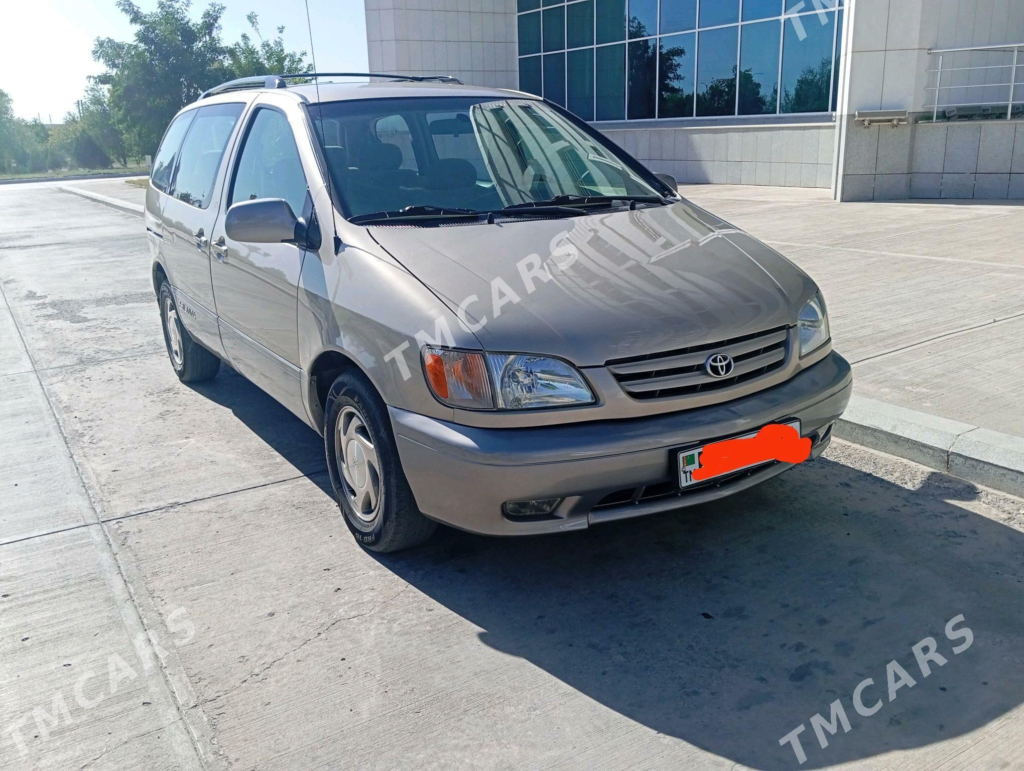 Toyota Sienna 2002 - 158 000 TMT - Dänew - img 2