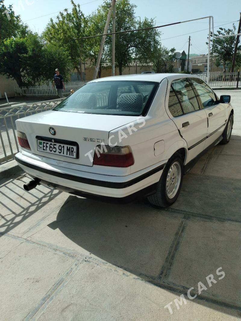 BMW 320 1994 - 46 000 TMT - Türkmengala - img 4