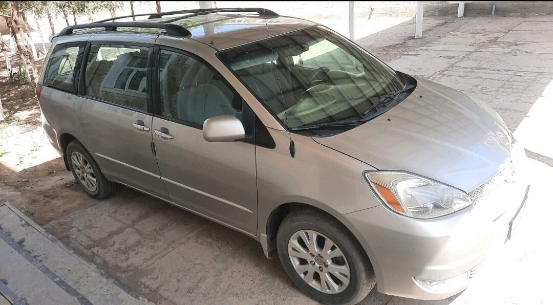 Toyota Sienna 2004 - 220 000 TMT - Гурбансолтан Едже - img 8