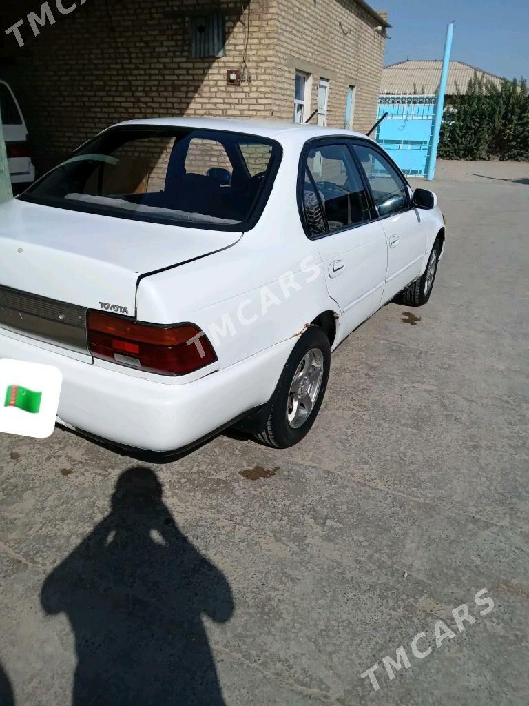 Toyota Corolla 1994 - 50 000 TMT - Бабадайхан - img 2