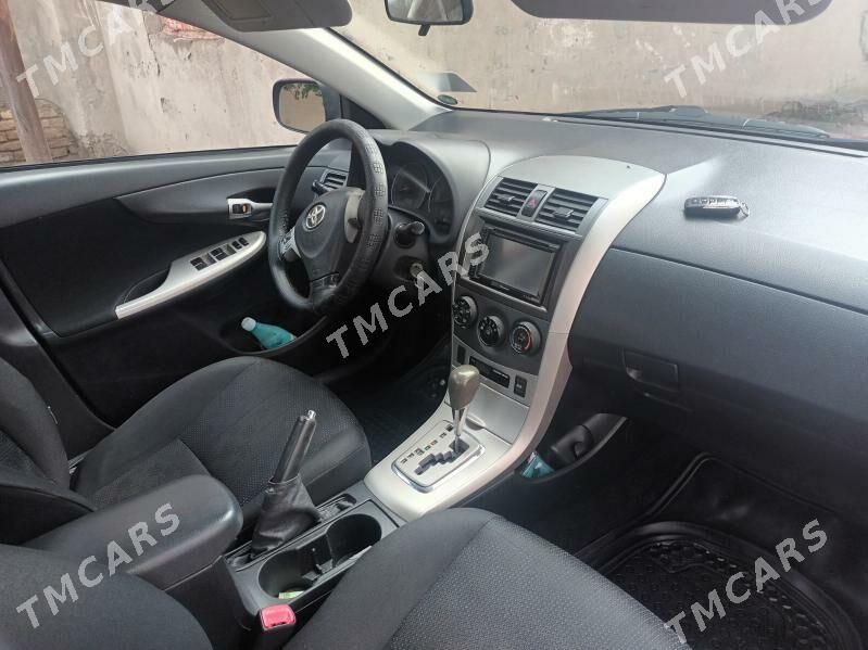 Toyota Corolla 2010 - 135 000 TMT - Daşoguz - img 8