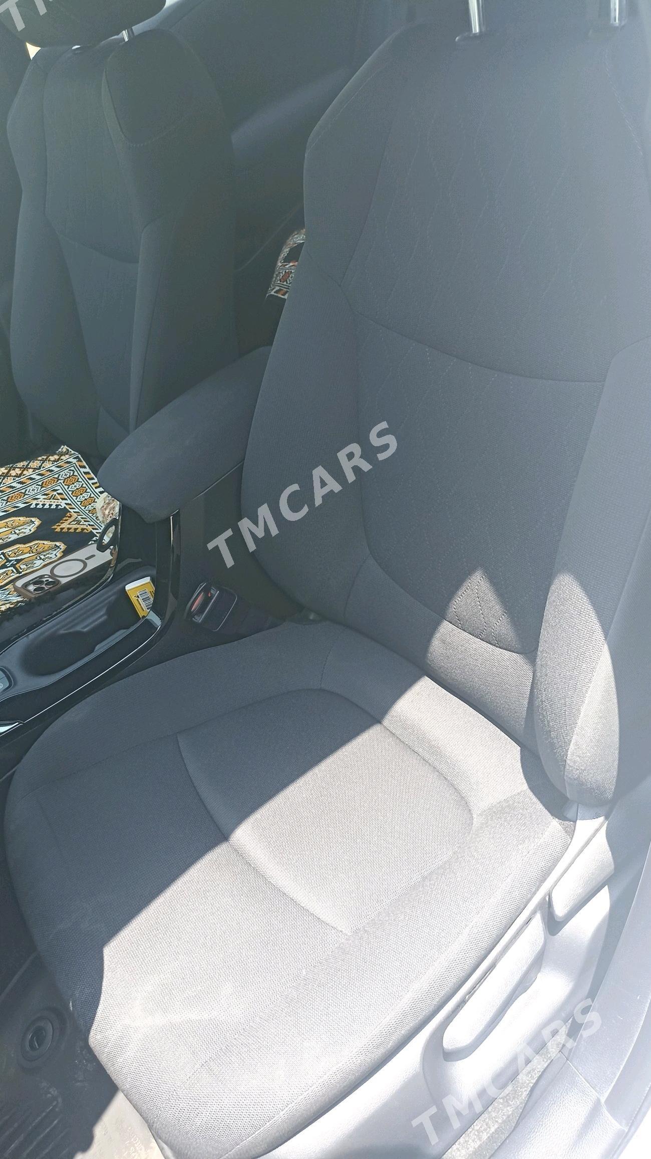 Toyota Corolla 2022 - 245 000 TMT - Aşgabat - img 4