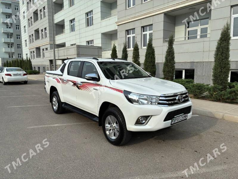 Toyota Hilux 2016 - 450 000 TMT - Мары - img 3