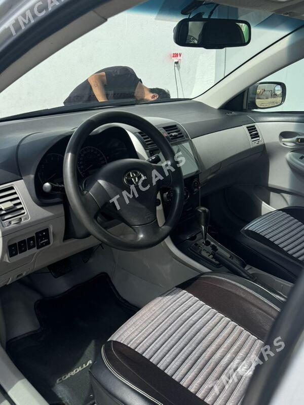 Toyota Corolla 2011 - 160 000 TMT - Туркменабат - img 2