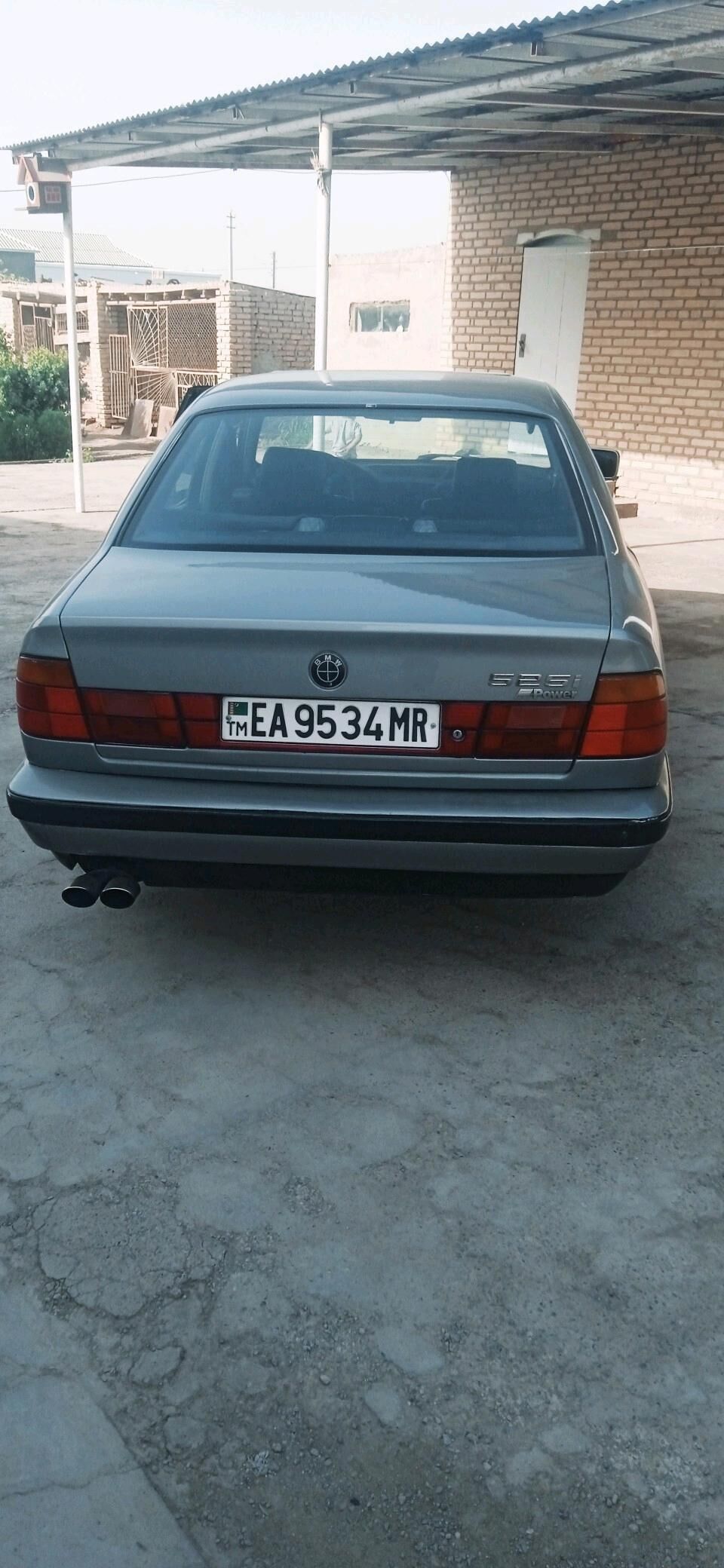 BMW 520 1990 - 45 000 TMT - Mary - img 1