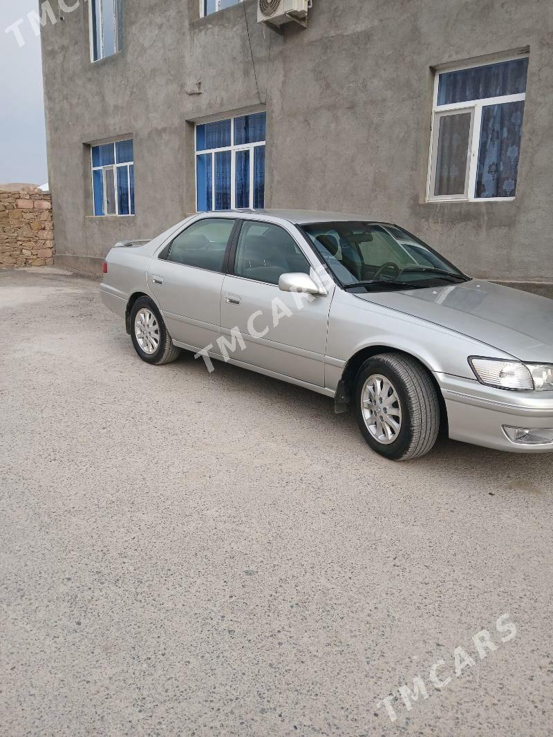 Toyota Camry 2000 - 135 000 TMT - Magdanly - img 3